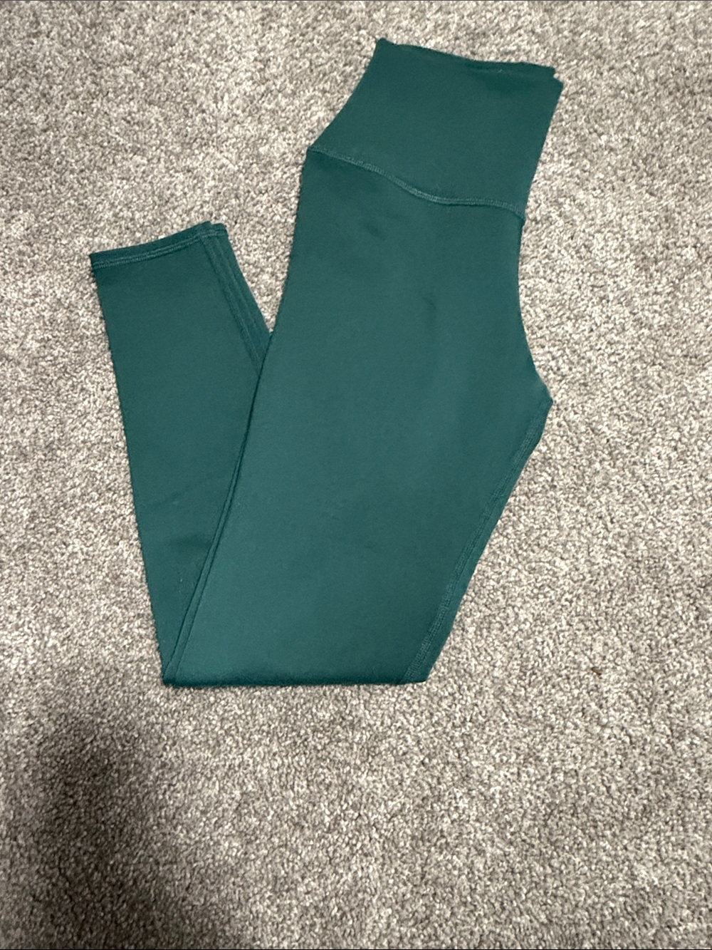 Woman’s Alo High-Waist Forest Green Leggings